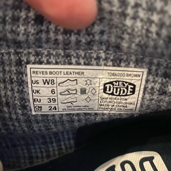 Hey Dude Tan Kids Boots with Blue Highlights - Picture 4 of 5